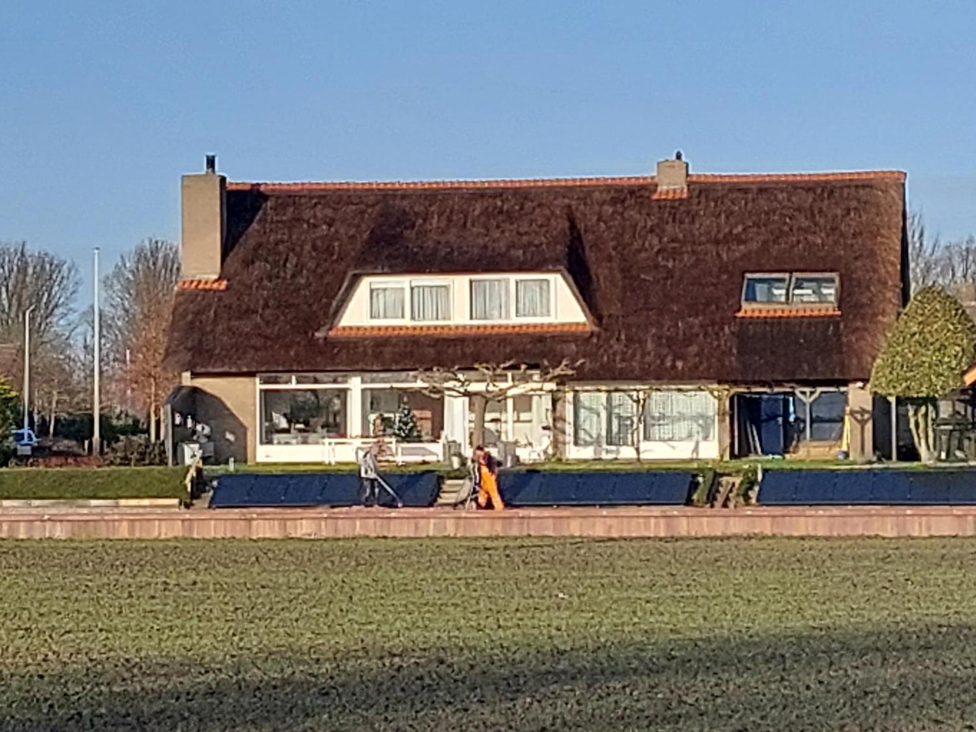 Riethove Bed & Breakfast Harlingen Bagian luar foto